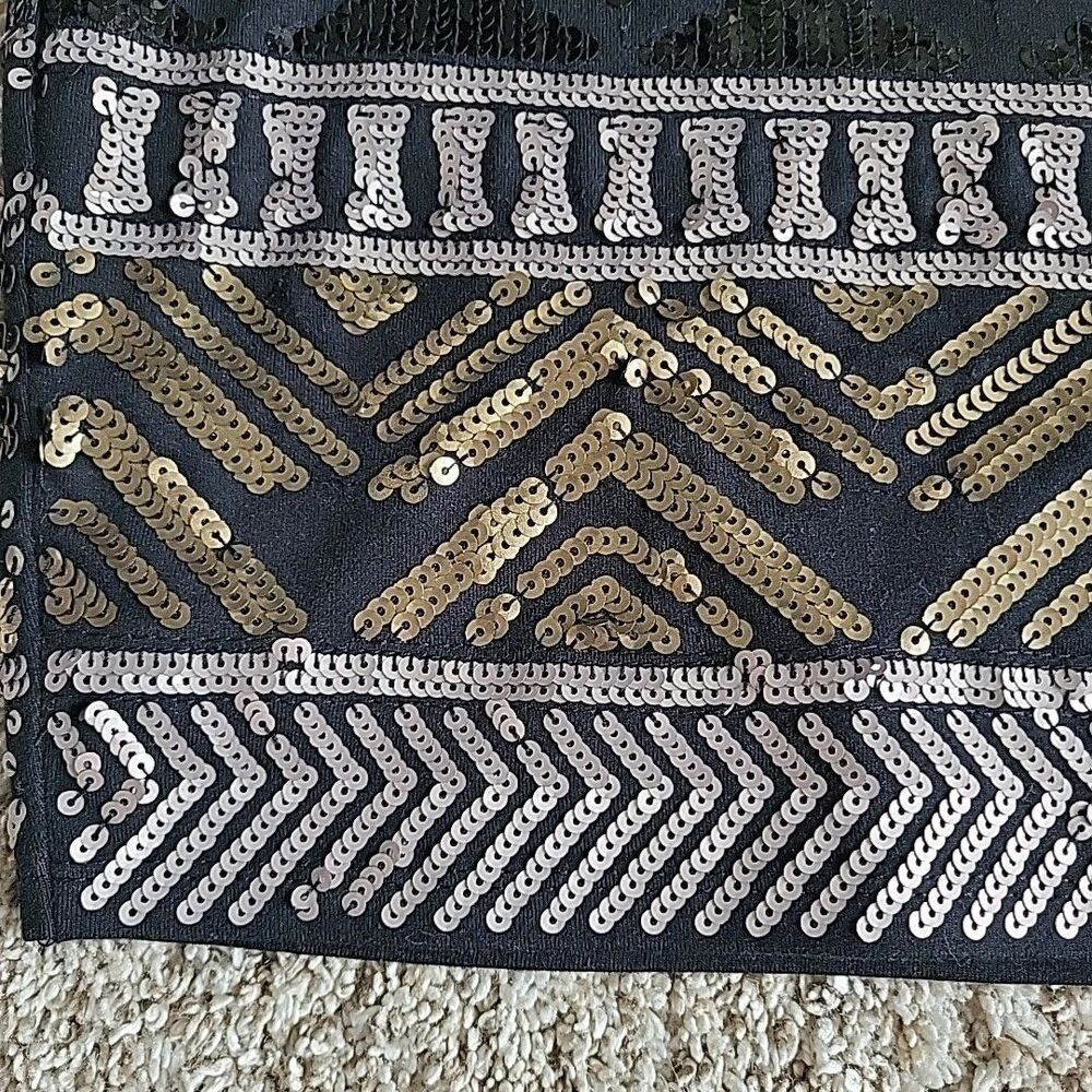 EXPRESS Gold Silver Black Sequin Pull On Mini Skirt Party Holiday Size Small.‎ - Picture 3 of 9